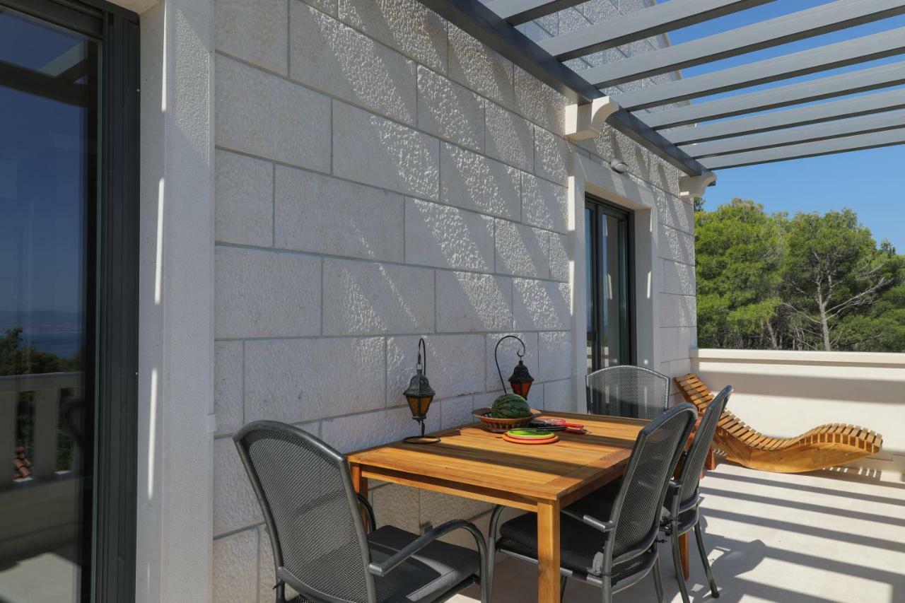 Ocean'S Serenity Supetar Exterior photo